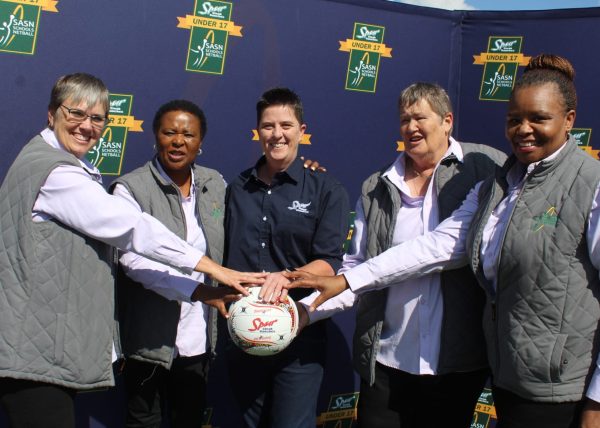 Spur sponsors u17 Schools Netball in South Africa